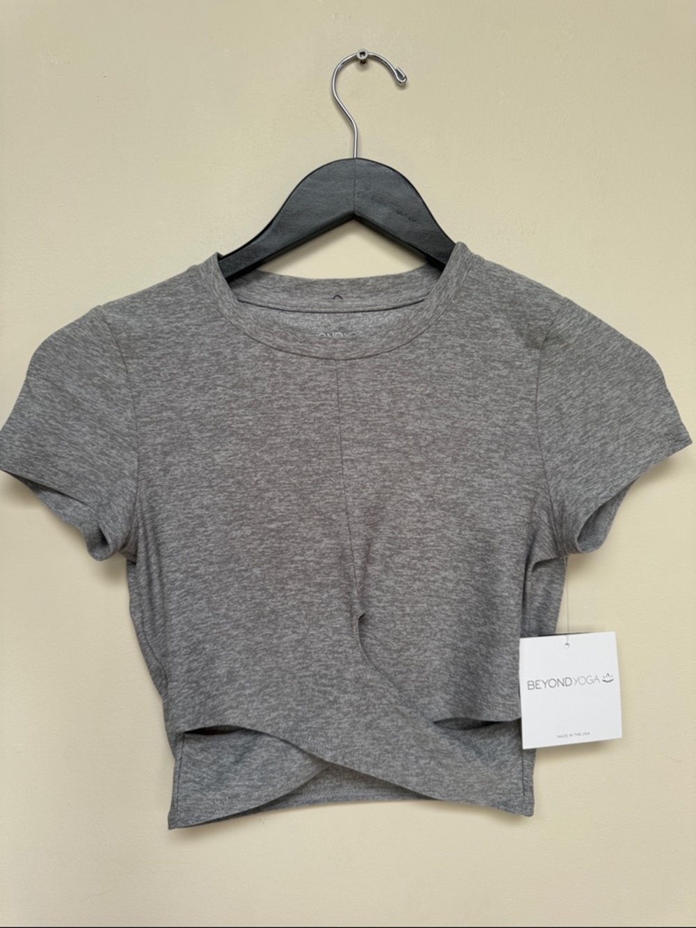 Beyond Yoga Heather Gray Twist-Front Crop Top